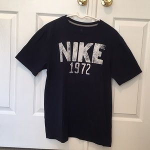 Nike T-shirt